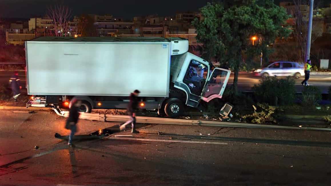 Επεισοδιακή καταδίωξη τα μεσάνυχτα στη λεωφόρο Κηφισού – Ένας νεκρός