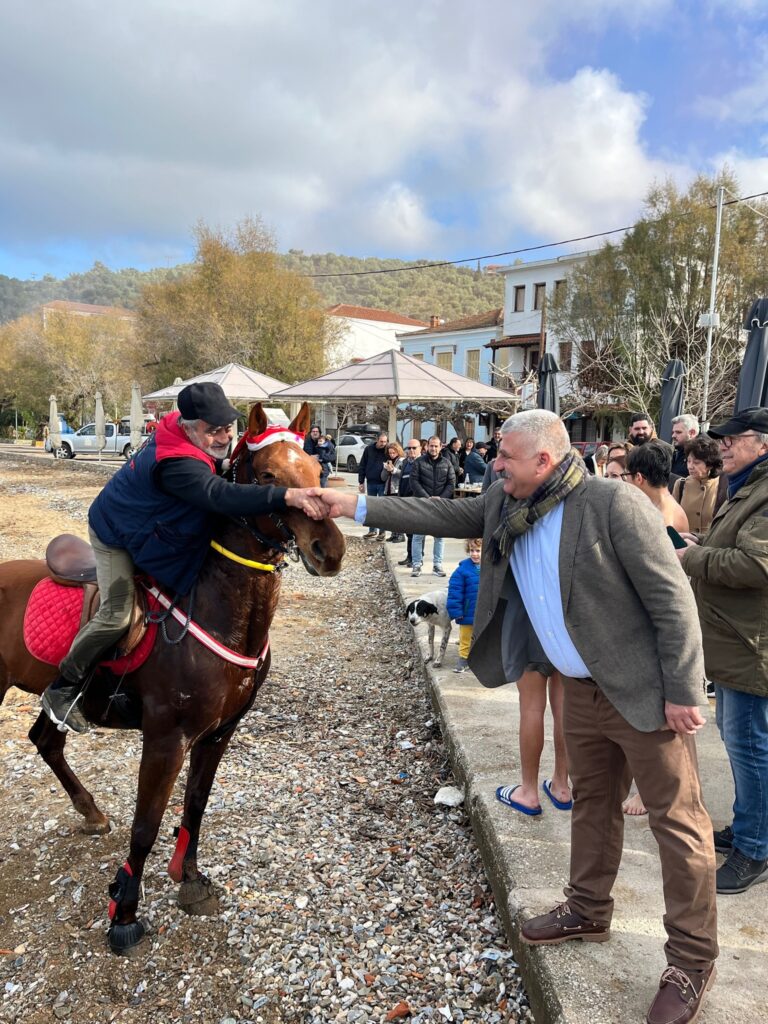 Με λαμπρότητα γιορτάστηκαν τα Θεοφάνεια στον Βόλο