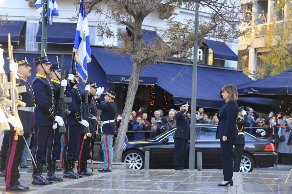 Παρουσία της Πολιτειακής και Πολιτικής ηγεσίας η Δοξολογία για το Νέο Έτος στη Μητρόπολη Αθηνών